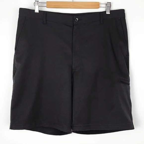 Pebble Beach  Performance Men's Black Shorts Lightweight Zippered Pocket Size 36 - Picture 1 of 15
